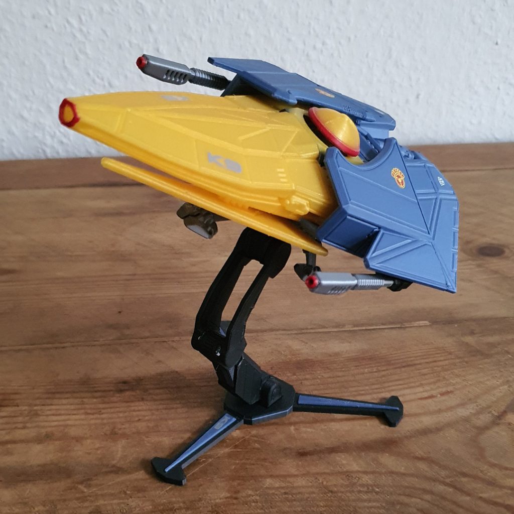 multicolor 3d print arrowhead starfighter side